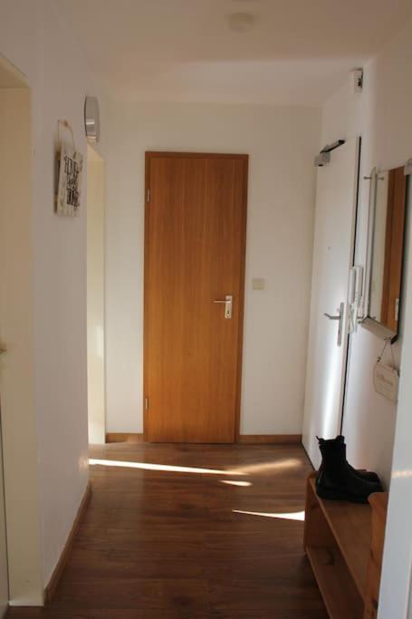 Ruhige Dachgeschosswohnung Seelze Exterior foto